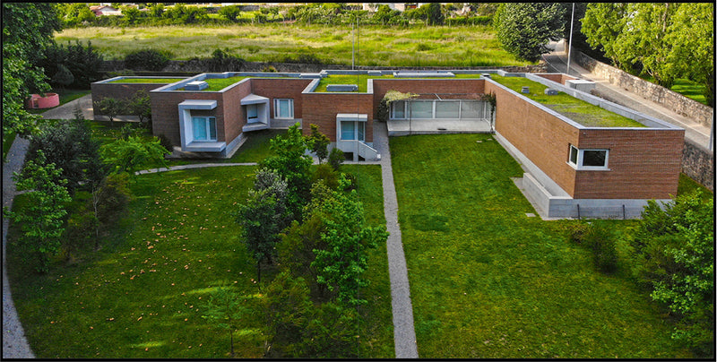 Álvaro Siza + António Madureira (casa na Maia) - 65.00€, Portugal 58.50€ (10% desc.) - XL 30cm x 30cm