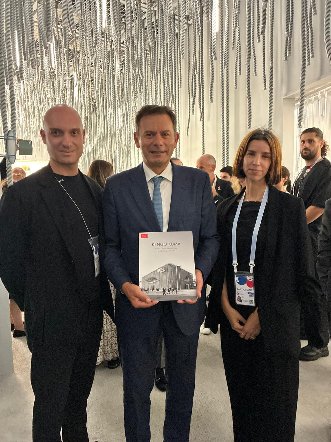 The Honourable Prime Minister, Dr Luís Montenegro, with our publication "Kengo Kuma - Portugal's national pavilion in Osaka"